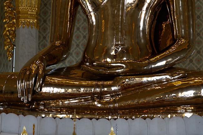 Wat Traimitr-NOV13-026